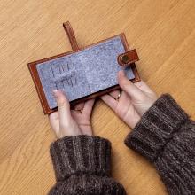 Porte-aiguilles en cuir - Camel